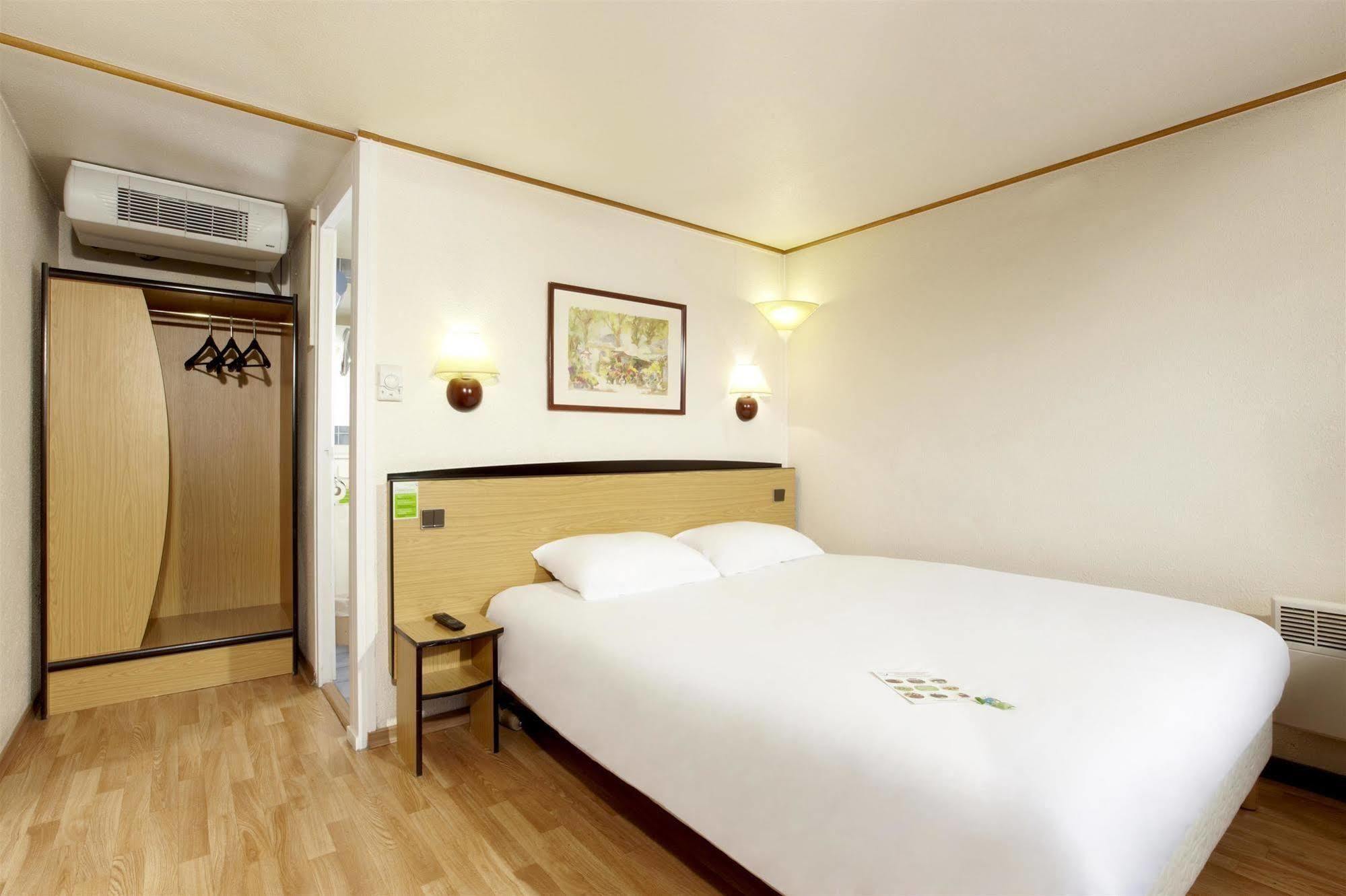 Hotel Campanile Brive-La-Gaillarde Ouest Zewnętrze zdjęcie